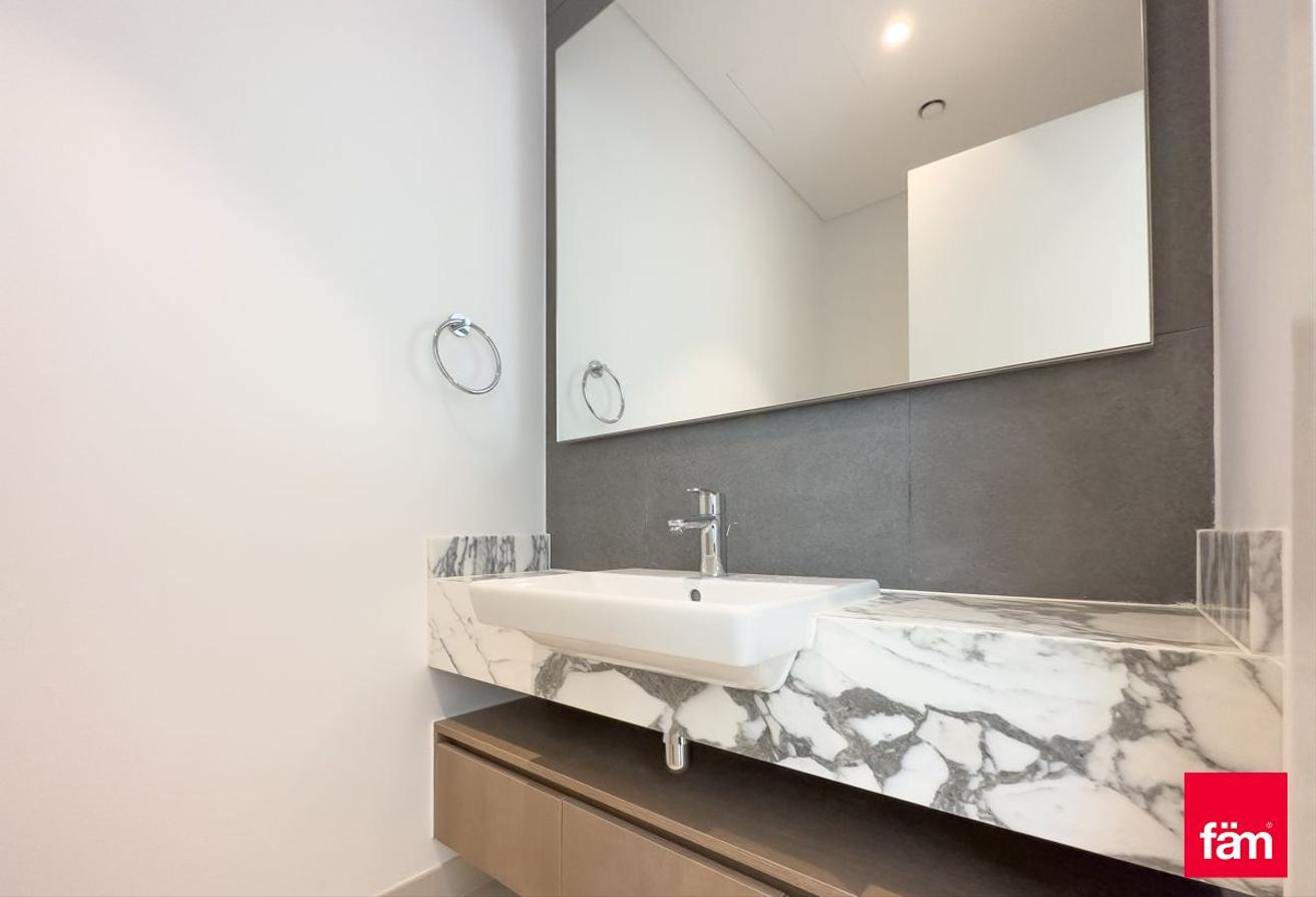 Largest Layout | 3br | Waterfront | Spacious photo 19