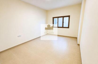 Apartment - 1 - 1 for rent in The Gardens Building 86 - The Gardens Buildings - The Gardens - Dubai Apartment - 1 - 1 for rent in The Gardens Building 86 - The Gardens Buildings - The Gardens - Dubai