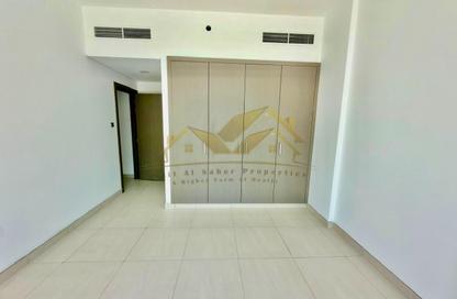 Apartment - 1 Bedroom - 2 Bathrooms for rent in Jumeirah Garden City - Al Satwa - Dubai