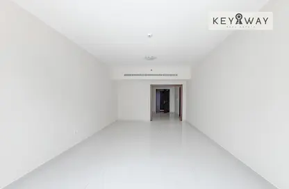 Apartment - 2 Bedrooms for rent in Coral Tower - Business Bay - Dubai
