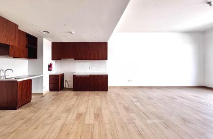 Apartment - 1 Bedroom - 1 Bathroom for sale in La Rive Building 4 - La Rive - Port de La Mer - La Mer - Jumeirah - Dubai