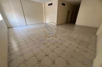 Apartment - 2 Bedrooms - 2 Bathrooms for rent in Qasimia 13 building - Al Nad - Al Qasimia - Sharjah