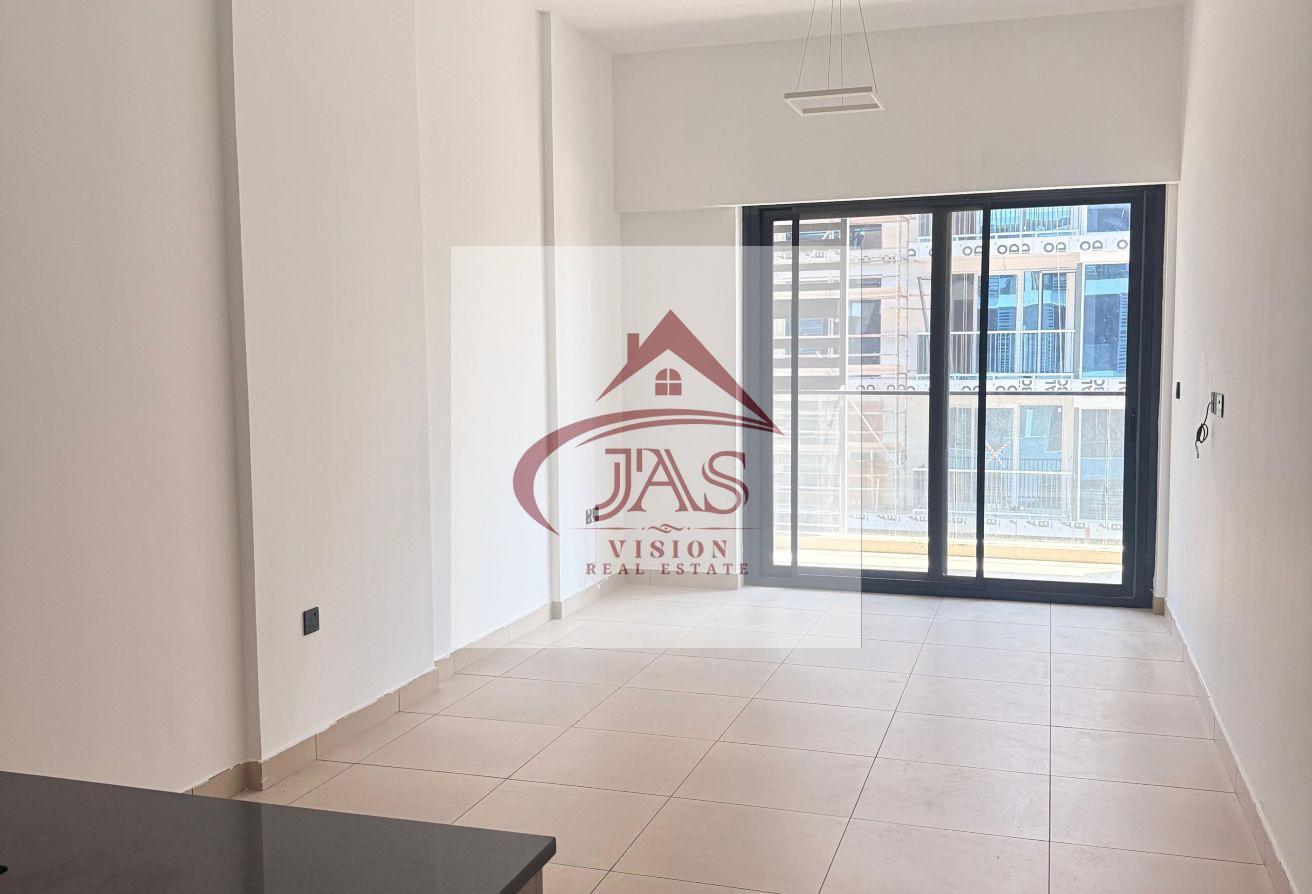 Lower Floor | 1 Bed + Study | Modern Layout photo 2