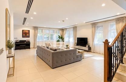 Villa - 5 - 5 for rent in District 3 - Jumeirah Park - Dubai