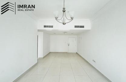 Apartment - 2 Bedrooms - 2 Bathrooms for rent in Al Khan Corniche - Al Khan - Sharjah Apartment - 2 Bedrooms - 2 Bathrooms for rent in Al Khan Corniche - Al Khan - Sharjah