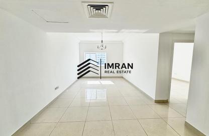 Apartment - 2 Bedrooms - 2 Bathrooms for rent in Al Khan Corniche - Al Khan - Sharjah Apartment - 2 Bedrooms - 2 Bathrooms for rent in Al Khan Corniche - Al Khan - Sharjah