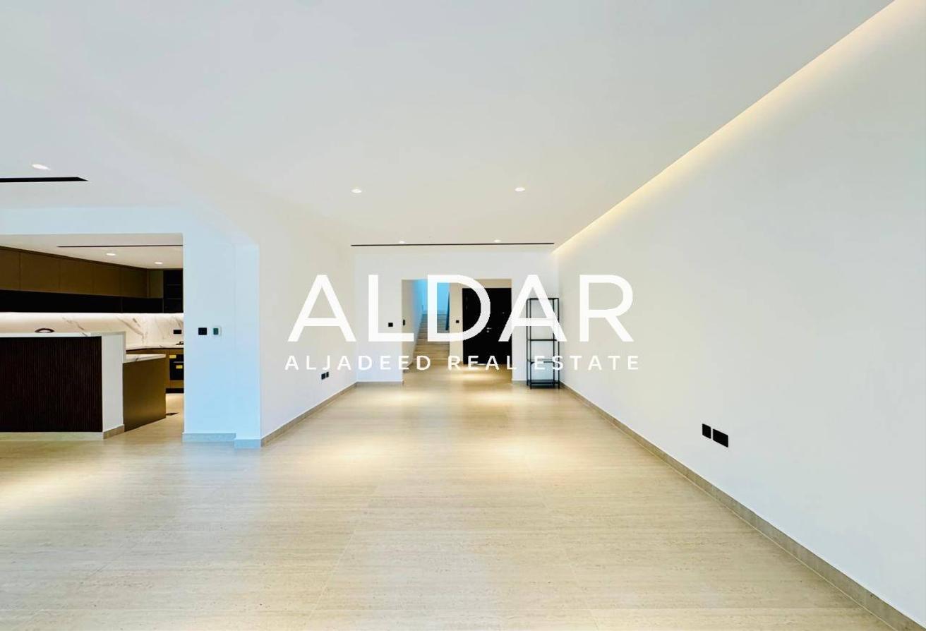 G+1 | Renovated | Park Facing | Ready To Move photo 2