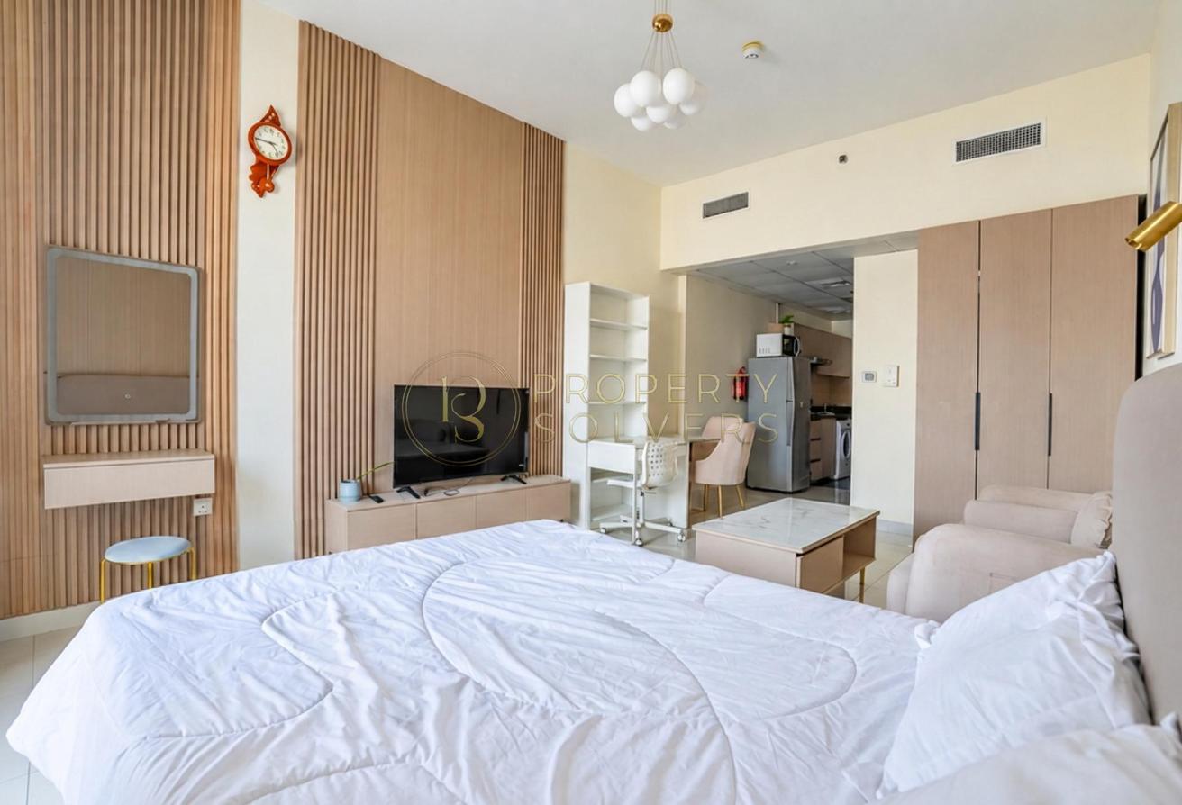 Luxury Upgraded | Huge Studio Layout | CANAL VIEW photo 8