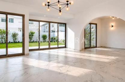 Villa - 3 Bedrooms - 4 Bathrooms for rent in Umm Suqeim 3 Villas - Umm Suqeim 3 - Umm Suqeim - Dubai Villa - 3 Bedrooms - 4 Bathrooms for rent in Umm Suqeim 3 Villas - Umm Suqeim 3 - Umm Suqeim - Dubai