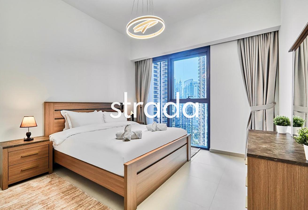 Exclusive | Furnished | Mid Floor photo 4
