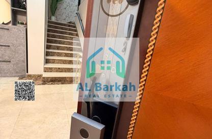 شقة - 3 غرف نوم - 4 حمامات للبيع في برج الكورنيش - طريق كورنيش عجمان - عجمان