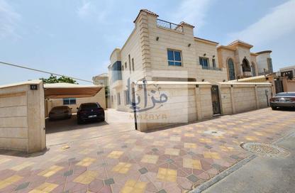 Villa - 5 Bedrooms - 7 Bathrooms for sale in Al Mowaihat 1 - Al Mowaihat - Ajman