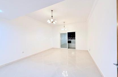 Apartment - 2 Bedrooms - 3 Bathrooms for rent in New Al Taawun Road - Al Taawun - Sharjah