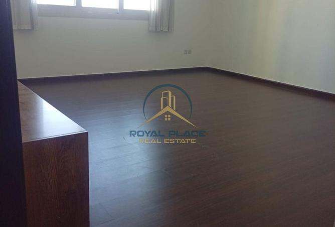 73851896 - Property Image 2