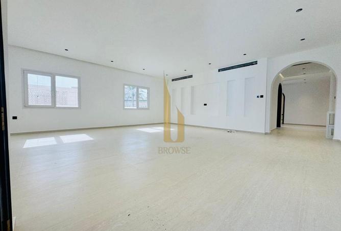 76164662 - Property Image 3