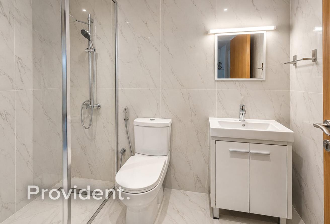Newly Renovated | Fully Furnished | Chiller Free photo 8