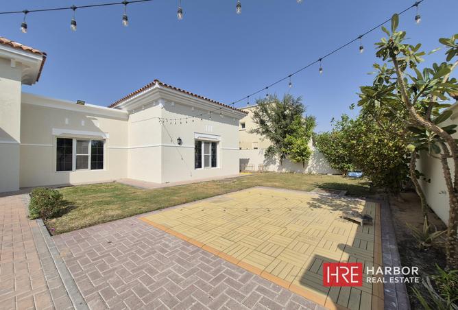 65151173 - Property Image 3