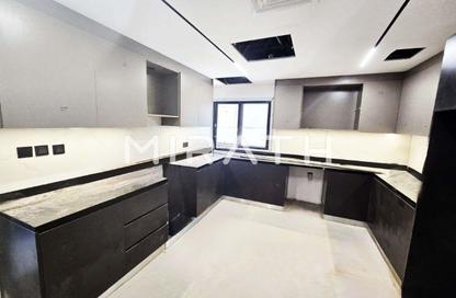 Villa - 4 - 4 for rent in Umm Suqeim 1 Villas - Umm Suqeim 1 - Umm Suqeim - Dubai