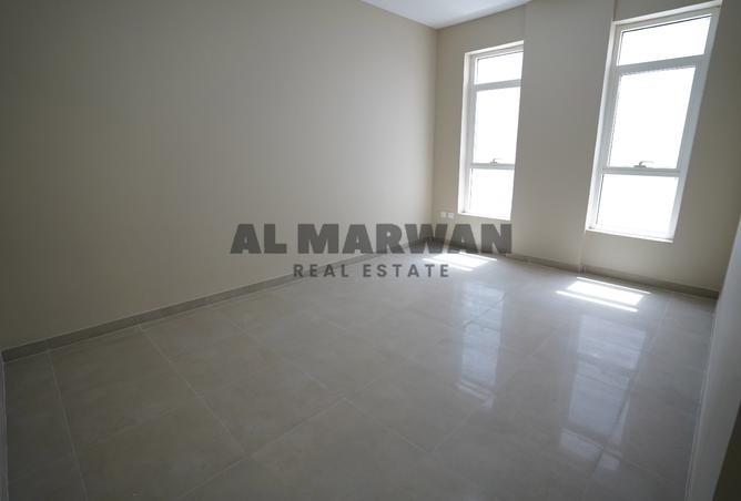 82791408 - Property Image 3