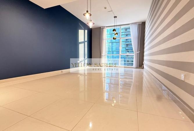 Prime 1BR | Duja Tower | SZR | Free Month