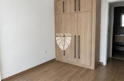 Apartment - 1 - 2 for rent in Liva - Town Square - Dubai