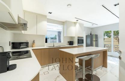 Villa - 4 - 5 for rent in Meadows 1 - Meadows - Dubai