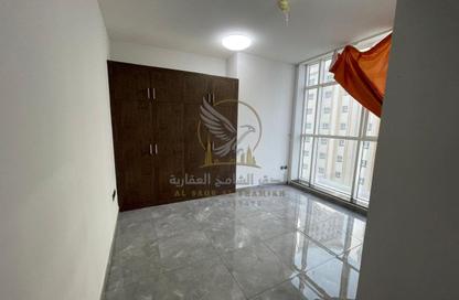 Apartment - 3 - 3 for rent in Al Majaz 2 - Al Majaz - Sharjah Apartment - 3 - 3 for rent in Al Majaz 2 - Al Majaz - Sharjah