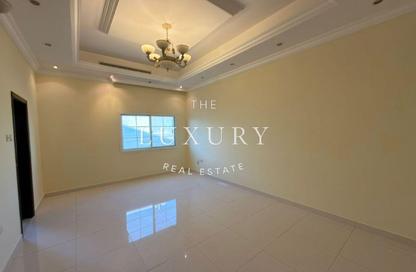 Villa - 4 Bedrooms - 5 Bathrooms for rent in Al Barsha South 2 - Al Barsha South - Al Barsha - Dubai