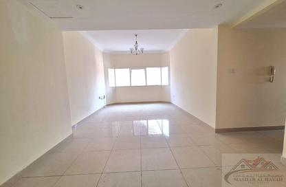 Apartment - 2 Bedrooms - 2 Bathrooms for rent in Street 20 - Al Nahda - Sharjah