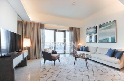 Apartment - 1 - 2 for sale in Address Harbour Point Tower 2 - Address Harbour Point - Dubai Creek Harbour (The Lagoons) - Dubai
