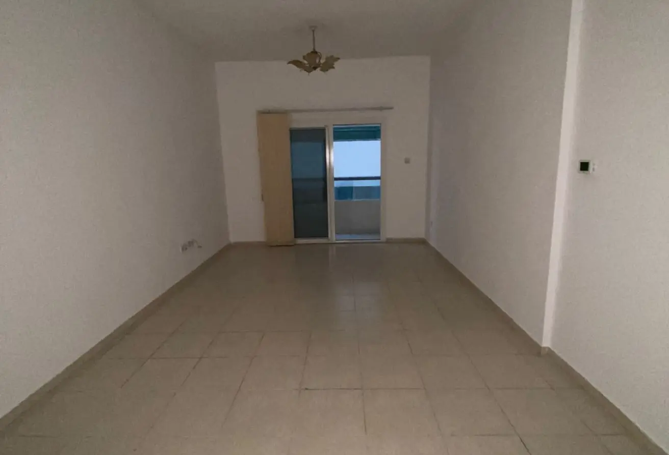 163710933 - Property Main Image