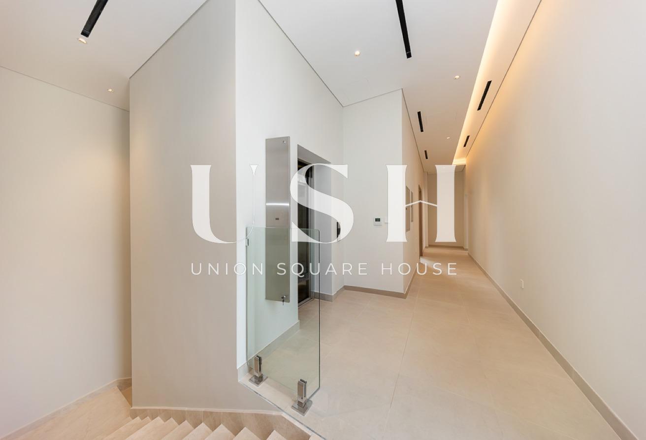 Luxurious 5BR | Private Pool | Landscape Garden photo 20