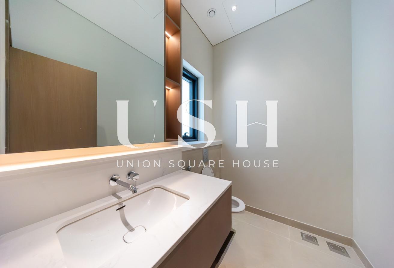 Luxurious 5BR | Private Pool | Landscape Garden photo 21