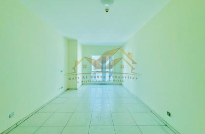 Apartment - 1 - 2 for rent in Al Mankhool - Bur Dubai - Dubai