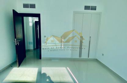 Apartment - 1 - 2 for rent in Al Mankhool - Bur Dubai - Dubai