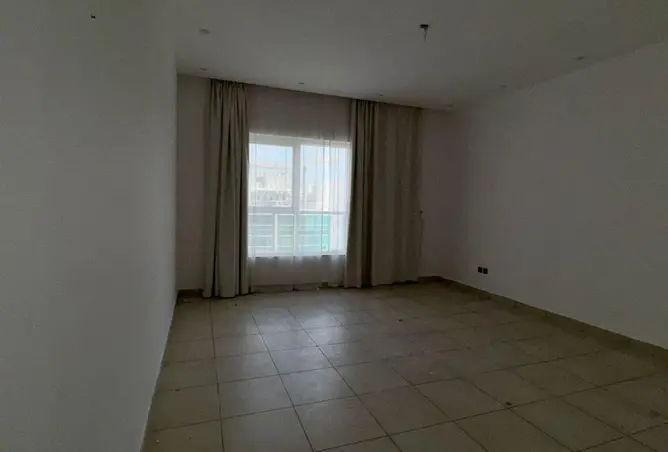 100396360 - Property Image 3