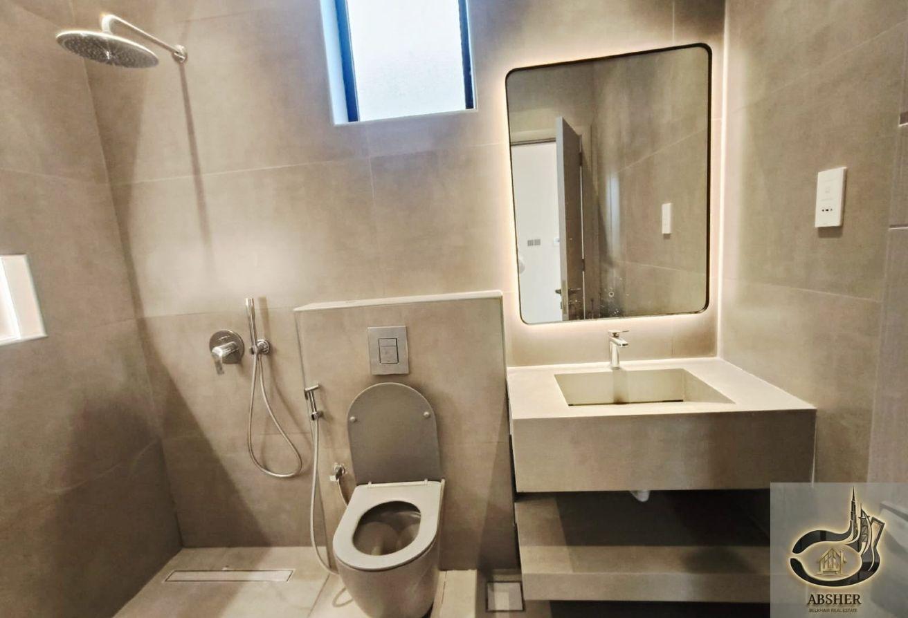 Wadi Al Shabak Modern Brand New 4 BR Ready To Move photo 6
