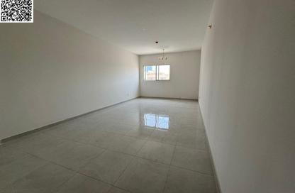 Apartment - 2 Bedrooms - 3 Bathrooms for rent in Al Rumailah building - Al Rumailah 2 - Al Rumaila - Ajman