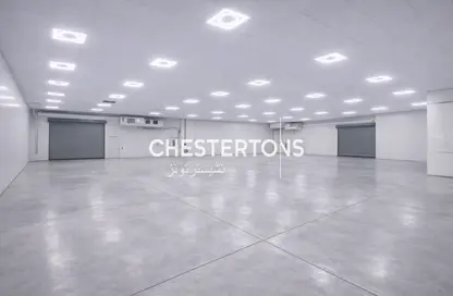 مستودع - استوديو للبيع في المنطقة الحرة بمطار الشارقة - الشارقة