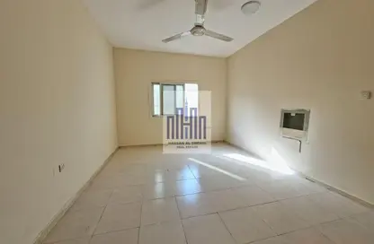 Apartment - 1 Bedroom - 1 Bathroom for rent in Muwailih Building - Muwaileh - Sharjah