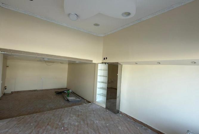 98267812 - Property Image 3