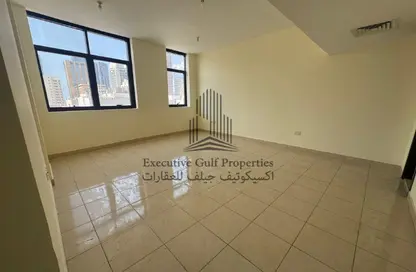 Apartment - 2 Bedrooms - 3 Bathrooms for rent in Hamdan Street - Abu Dhabi
