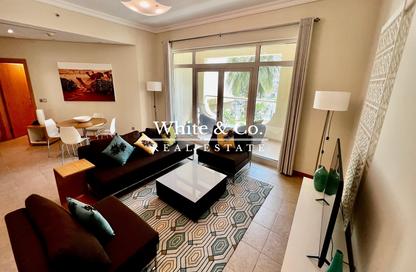 Apartment - 2 - 3 for rent in Al Das - Shoreline Apartments - Palm Jumeirah - Dubai