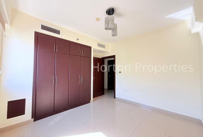 110072998 - Property Image 3