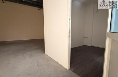 Warehouse - Studio - 1 for rent in Ajman Industrial 1 - Ajman Industrial Area - Ajman