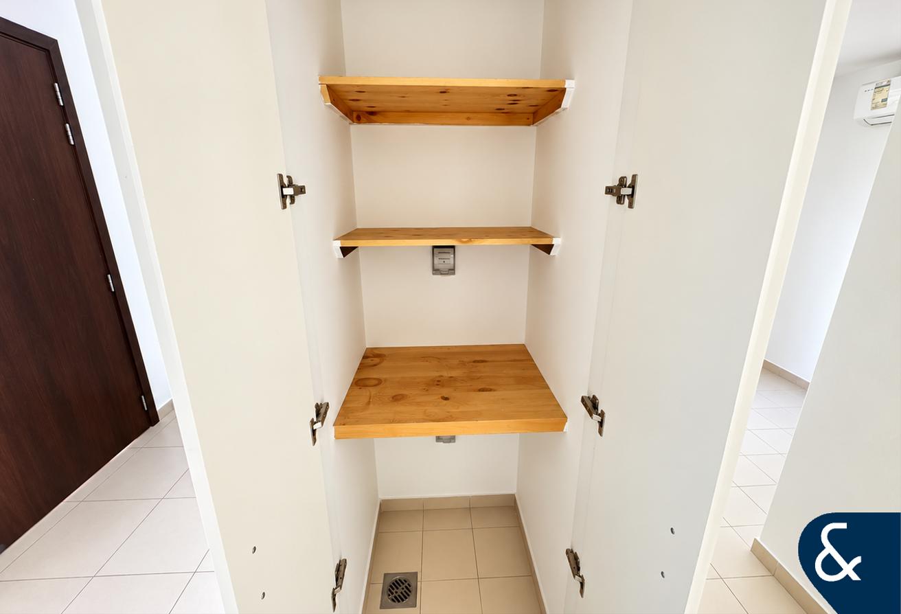 Single Row | Family Friendly | 4 Bed + Maids photo 16