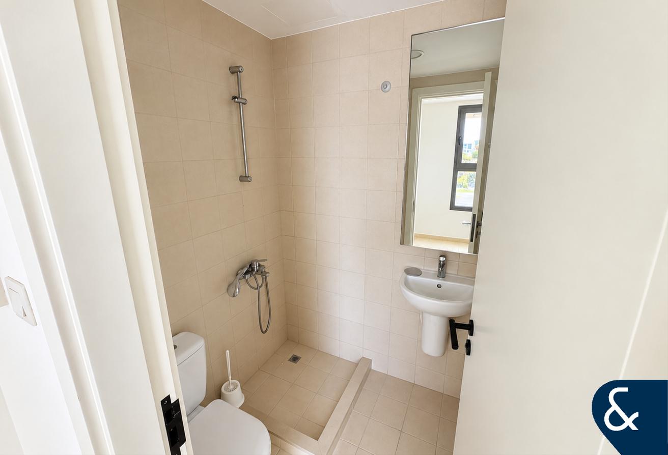 Single Row | Family Friendly | 4 Bed + Maids photo 20
