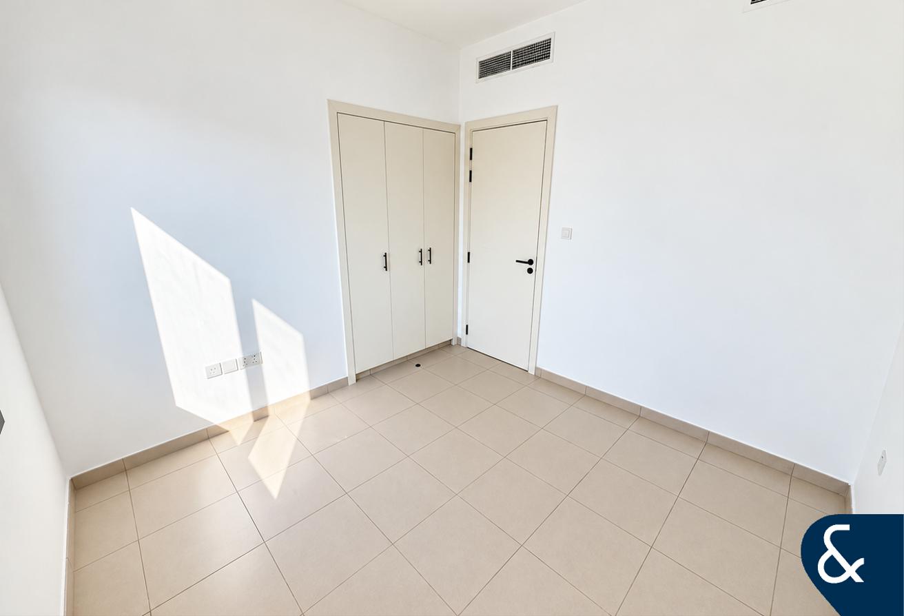 Single Row | Family Friendly | 4 Bed + Maids photo 30