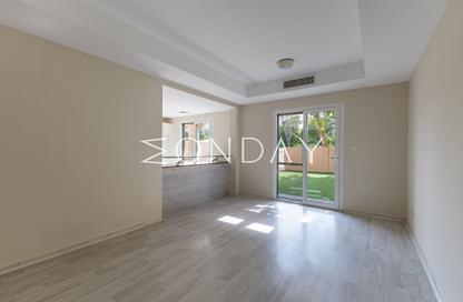 Villa - 2 - 3 for rent in Springs 1 - The Springs - Dubai Villa - 2 - 3 for rent in Springs 1 - The Springs - Dubai