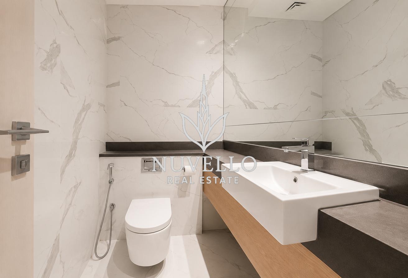 Skyline View | Luxury Furnished | High End Living photo 13
